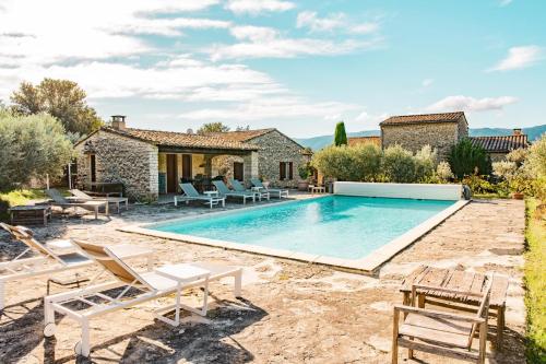 Maison de charme avec piscine à Gordes