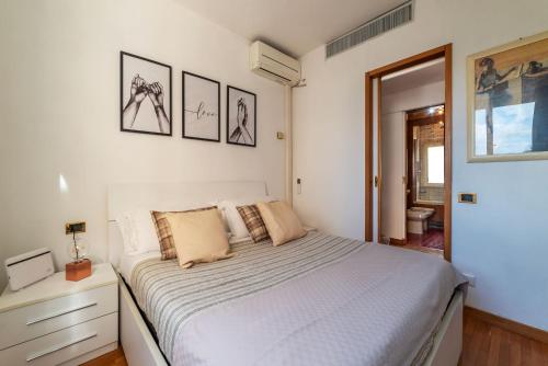 Along the Tiber Apartment