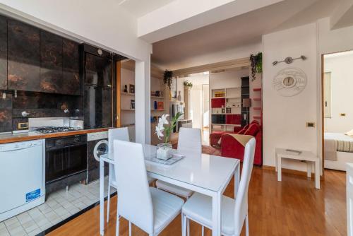 Along the Tiber Apartment