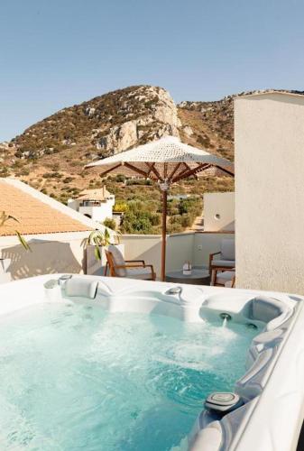 Foto KALOS LUXURY HOMES, BEACHSIDE EXPERIENCE VOULISMA 5
