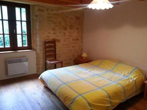 Postel nebo postele na pokoji v ubytování Jolie Hameau Pittoresque Allas