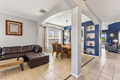 7BDM Prvt Pool Villa - Gated Resort 10min to Disney photo 19