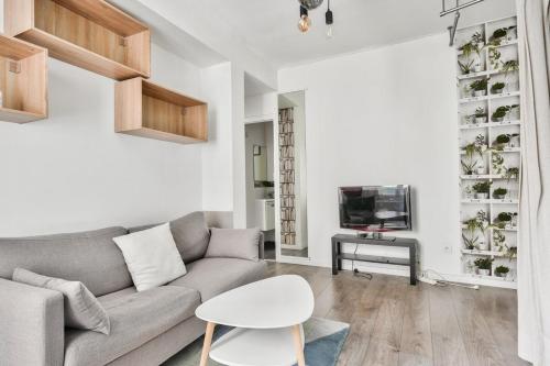 Superb 1BR flat 2min walk from the metro station