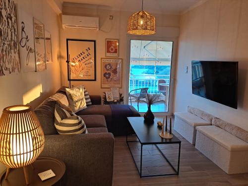 Amazing sea view apartment in Lagonissi