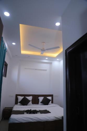 Ένα ή περισσότερα κρεβάτια σε δωμάτιο στο Hotel Comfort Inn