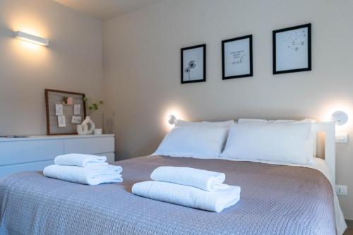 Love Italy Homes - Il Borghetto Suiteにあるベッド