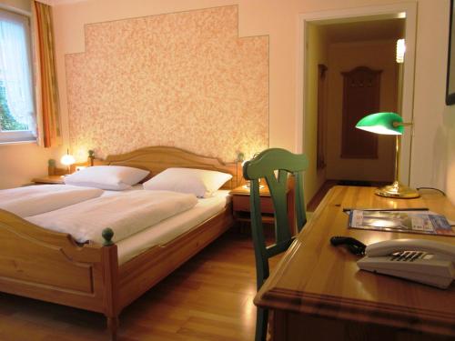 Ліжко або ліжка в номері Klösterle Hof