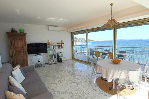 AMAZING SEA VIEW APARTMENT photo 12