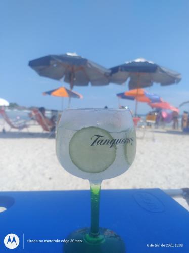 Φωτογραφία από το άλμπουμ του Apto Pitangueiras Pé na Areia e Vista do Mar σε Γκουαρούχα