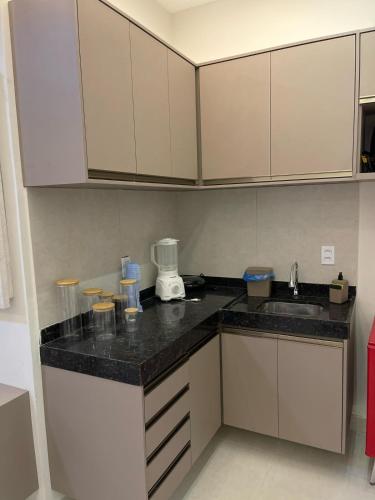 Η κουζίνα ή μικρή κουζίνα στο Flat - Residencial Ibiapaba Camocim