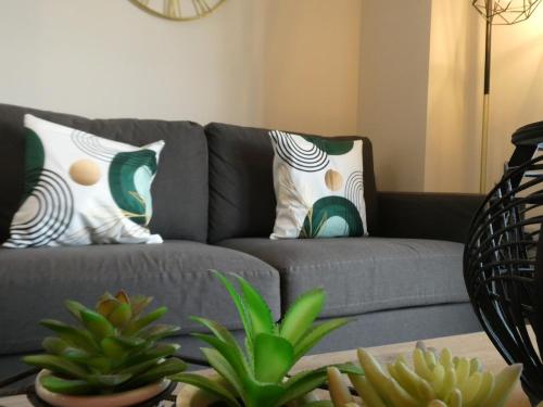 2 Bed 2 Bath Apartment Close to City Ctre Sleeps 5 -Free Parking photo 36