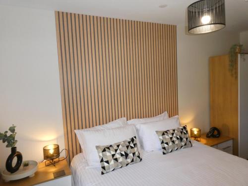 2 Bed 2 Bath Apartment Close to City Ctre Sleeps 5 -Free Parking photo 29
