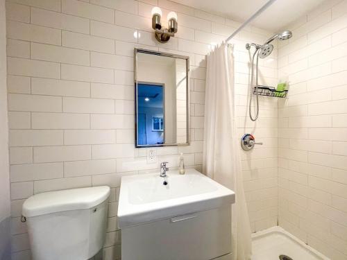 Foto dalla galleria di Private Guesthouse North Sandpoint a Seattle