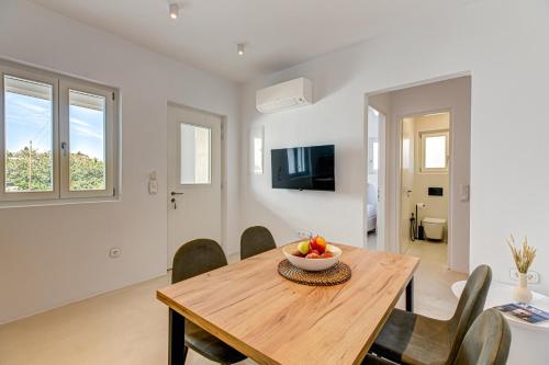 Silver Apartment Fos