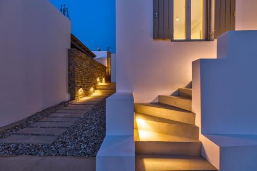 Silver Apartment Fos