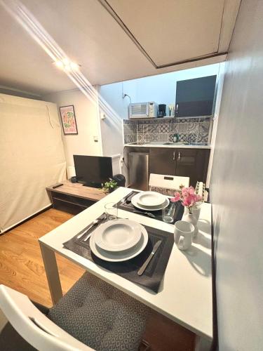 Photo de la galerie de l'établissement Le Roquet - Appartement hyper centre Laval, à Laval