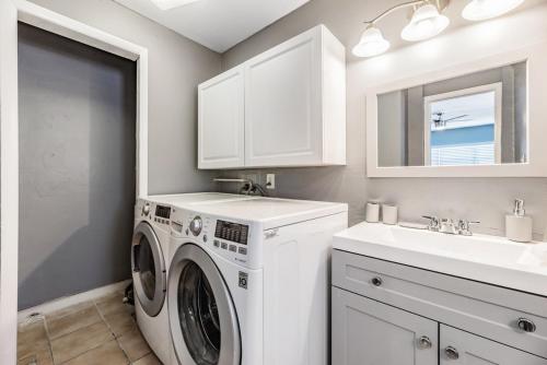 Galería fotográfica de 3442 Azalea Pl en Largo