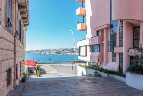 chiatamone seafront