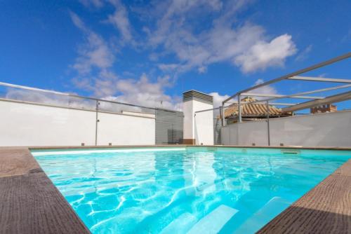 One&Lux Goyeneta Central Duplex with pool & patio