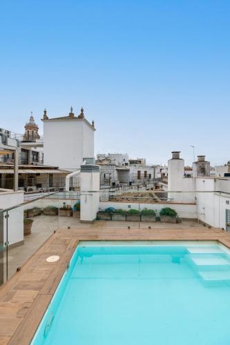One&Lux Goyeneta Central Duplex with pool & patio