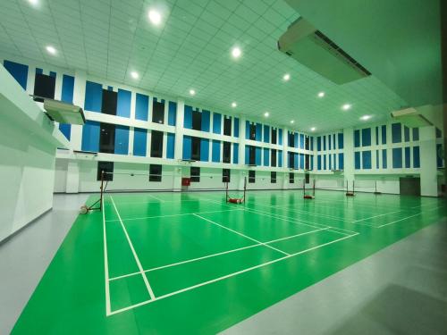 Attività di tennis o squash presso l'appartamento o nelle vicinanze