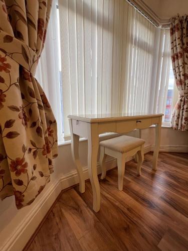 2025 Award Winner Liverpool Ivy House - 4 Bedrooms photo 13