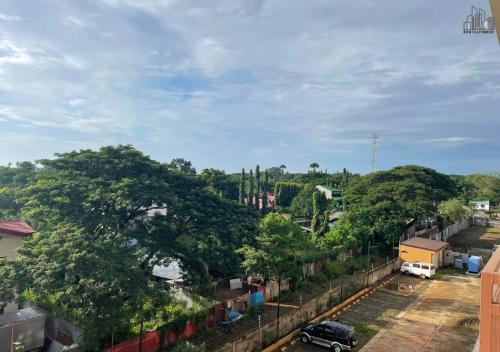 Gambar di galeri bagi Elegant Family Getaway 2BR Apartment in Puerto Princesa with Balcony - B2 5Moonstone di Puerto Princesa City