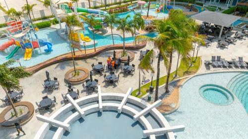 an overhead view of a pool at a resort at SALINAS EXCLUSIVE - GAV Resorts in Salinópolis