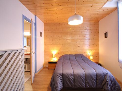 Posteľ alebo postele v izbe v ubytovaní Charmante maison 100m² au centre du Mont-Dore, patio, cour, garage, 6 pers, idéale pour famille - FR-1-415-134