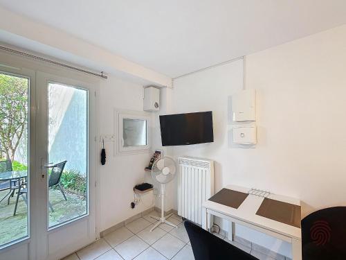 Studio cosy avec terrasse, proche thermes et centre-ville - Lamalou-les-Bains - FR-1-451-189