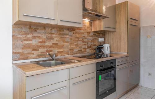 1 Bedroom Pet Friendly Apartment In Medulin