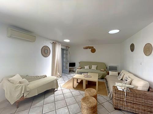 Maison spacieuse climatisée, proche centre - FR-1-475-218