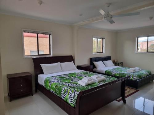 Cama o camas de una habitación en Tuggeranong Short Stay Tradie #11