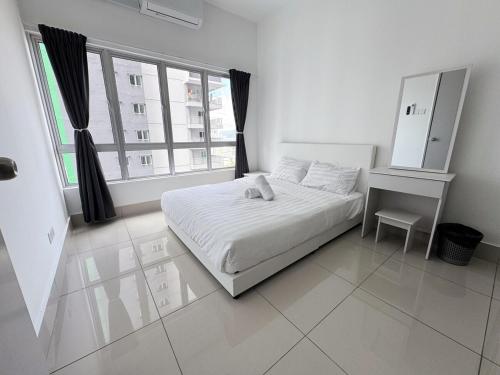 Ένα ή περισσότερα κρεβάτια σε δωμάτιο στο NEW Minimalist Cozy 3R3B SgBesi - 6 pax