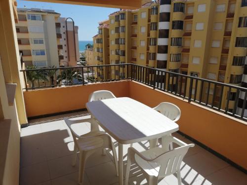 Μπαλκόνι ή βεράντα στο Tamaris Solo Familias Serviplaya!!!