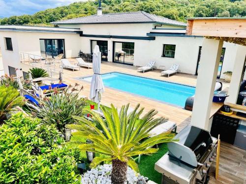 luxe 5 étoiles à Porticcio, vue mer, proche des plages