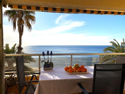 Apartamento primera línea playa Torrevieja El Palmeral