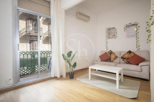 Apartment for 4 in Poble Sec Barcelona