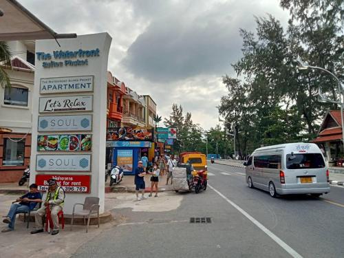 Gallery image of Waterfront Suites Phuket by Centara NEW in Phuket Town