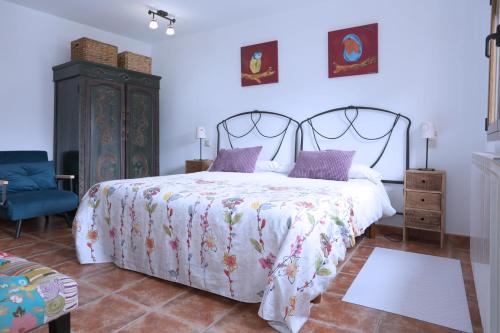 Postel nebo postele na pokoji v ubytování Casa Rural Basaula
