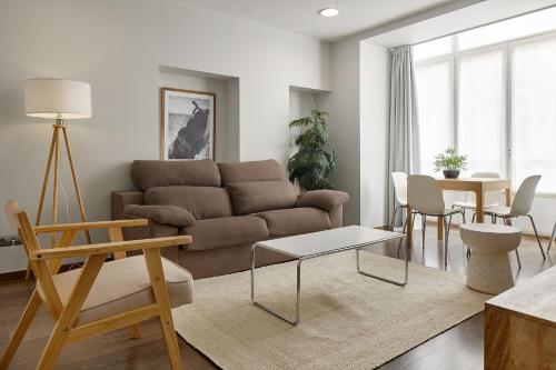 The Rentals Collection - Gros Arena I