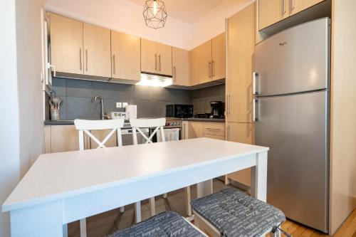 Athens Center 2 BDR Family Apartment at Zografou !