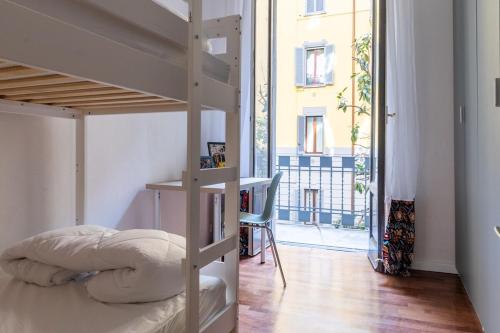 HOST4U - STRADIVARI APARTMENT in Milan City Corso Buenos Aires