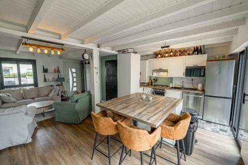 Photo de la galerie de l'établissement Spacious family home with garden - Bordeaux, à Bordeaux