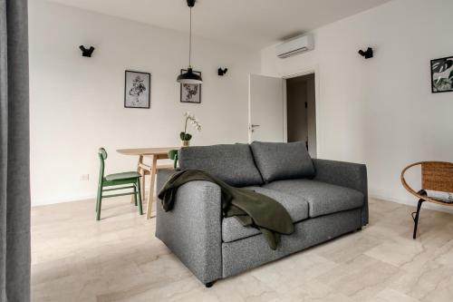 JOIVY Beautiful and modern apartment with 2 balconies