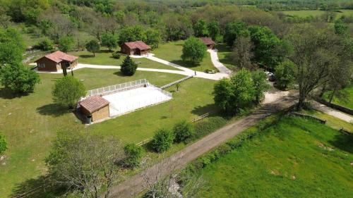 Photo de la galerie de l'établissement Mas d' Ambayrac 