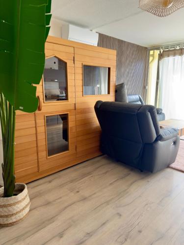 Luxuria - Heliopolis C - Sauna infrarouge - Clim - Parking - Village naturiste - Vue mer - Histoire de clés