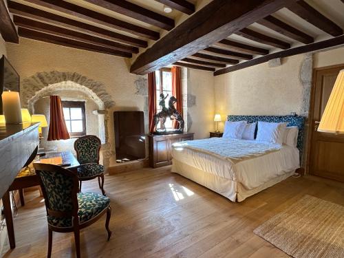 Postel nebo postele na pokoji v ubytování Gite, chambre d hôte L échoppe est belle