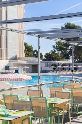 Πισίνα στο ή κοντά στο Sol Barbados