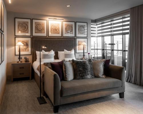 Suite with Balcony